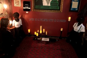 "The Craft" Levitation Photo Op