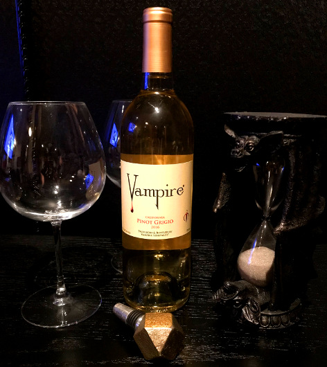 Vampire Pinot Grigio Wine