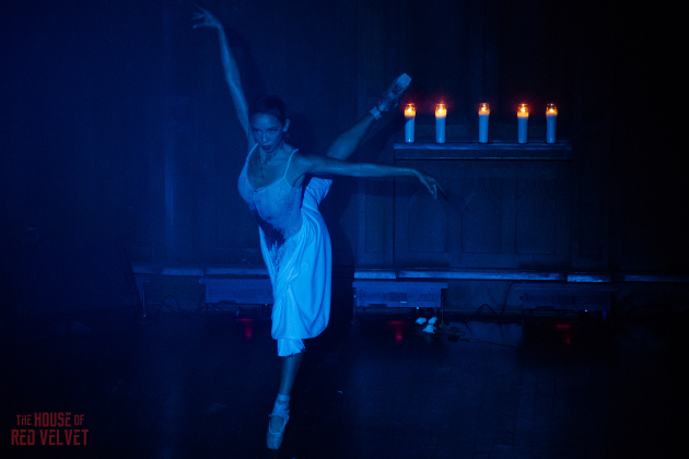 The House of Red Velvet performer Frankie Tan (Photo credit: Meredith M. Carlson)