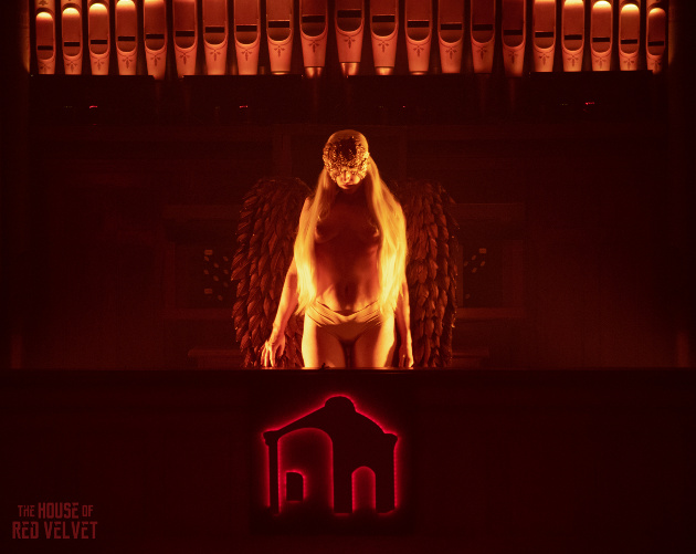 The House of Red Velvet performer Devin Koppel as the guardian angel (Photo credit: Meredith M. Carlson)