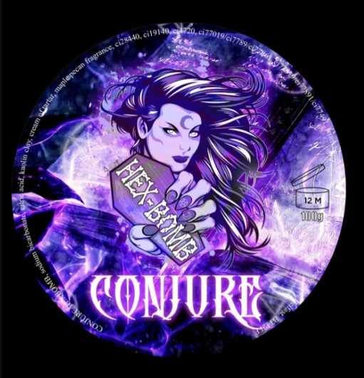 The Conjure Halloween bath bomb from Hex-Bomb (Photo credit: Hex-Bomb)