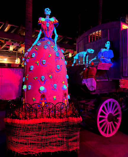 El Dia de los Muertos Bar