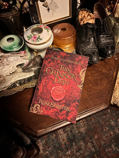 Rose Sinister (Photo credit: Rachel Clinesmith, editor-in-chief of Vampyre Magazine and owner of Vampyre Cosmetics)