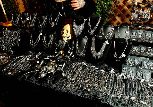 Phantasmagoria vendor