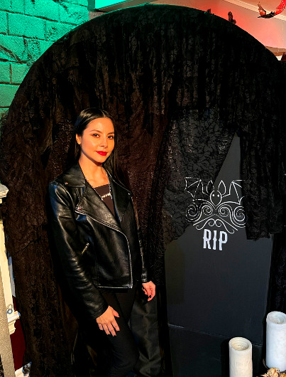 "Bite Me!" Vampire Exhibit at SugarMynt Gallery