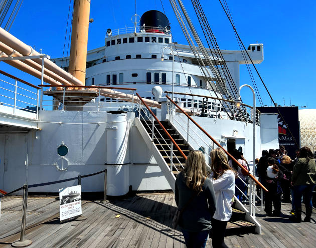 Haunted Encounters Tour on the Queen Mary