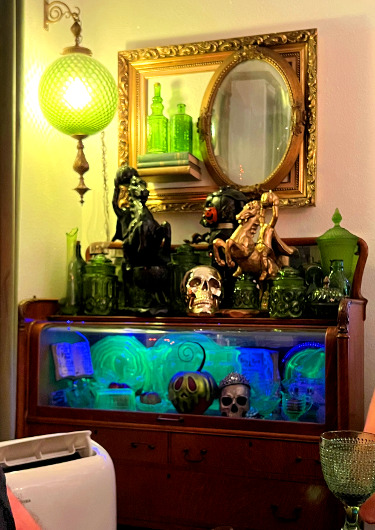 Vogel Victorian dining room