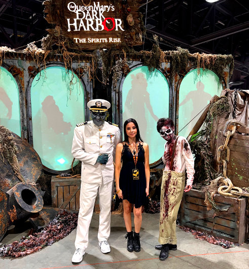 The Queen Mary's Dark Harbor photo op