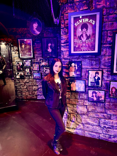 Yours Cruelly, Elvira XXperience