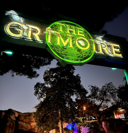 Knott's Scary Farm haunted maze