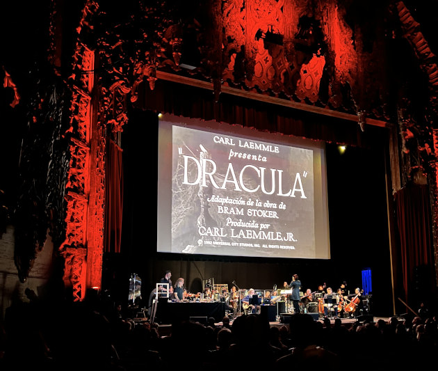 LA Opera's presentation of the Spanish 'Dracula'