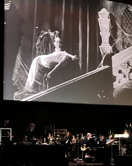 LA Opera's presentation of the Spanish Dracula