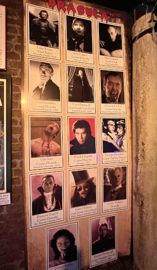 Vampire displays inside Halloween: Dungeon of Doom