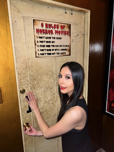 Vamp Jenn entering The Hollywood Museum's Halloween: Dungeon of Doom