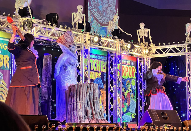 Drag queens Reel Guise