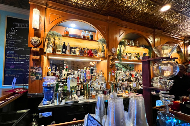 The bar at Boutique du Vampyre’s Apothecary