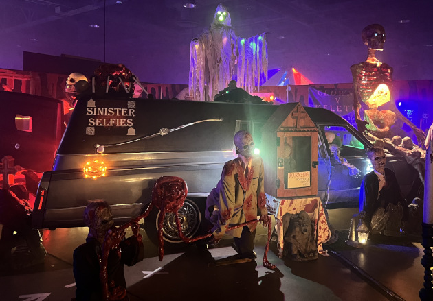 Midsummer Scream: Hall of Shadows