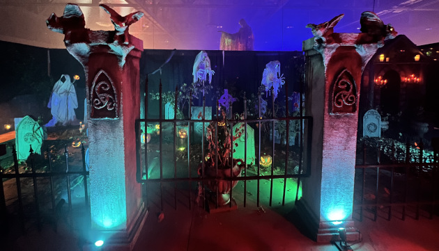 Midsummer Scream: Hall of Shadows