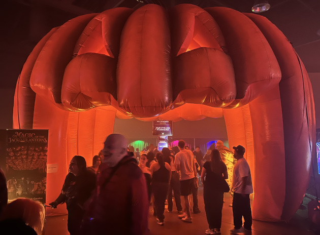 Magic of the Jack O'Lanterns at Midsummer Scream