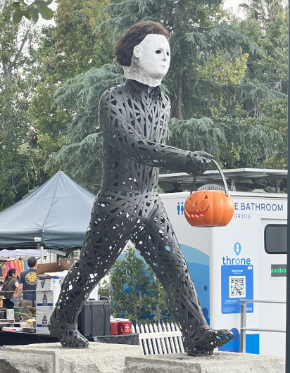 Michael Myers statue in South Pasadena, California