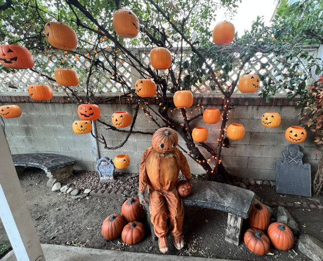 SugarMynt Gallery's "Pottsfield Meets Haddonfield" exhibit